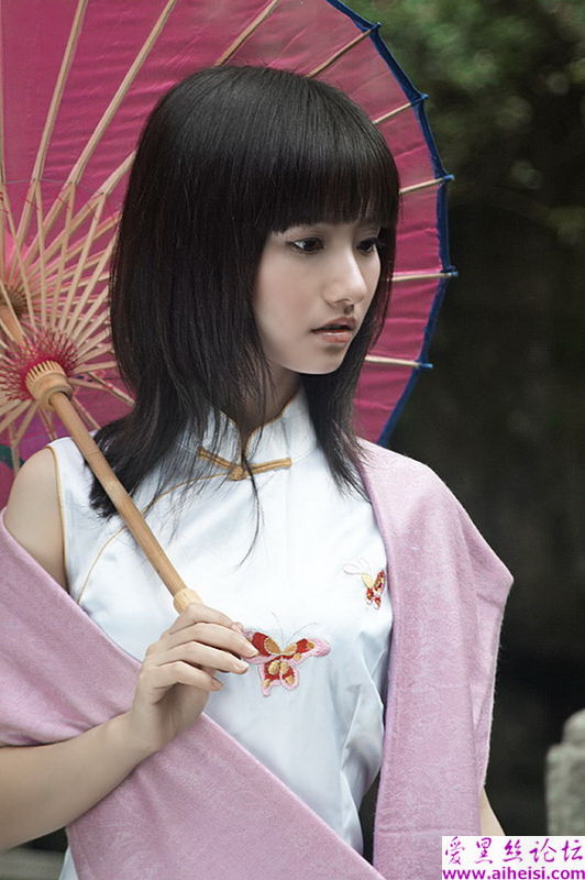妹妹江苏旅游拍下的情趣花伞