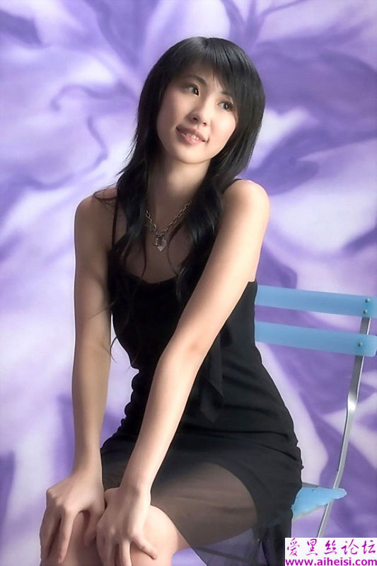 影棚中的粉嫩女生影集