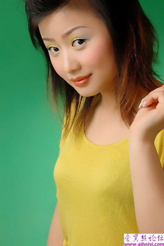 影楼里拍出来的美丽姑娘