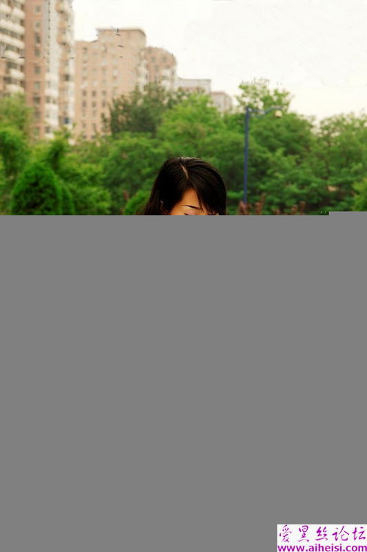 时尚气质的都市丝袜女郎抓拍照片