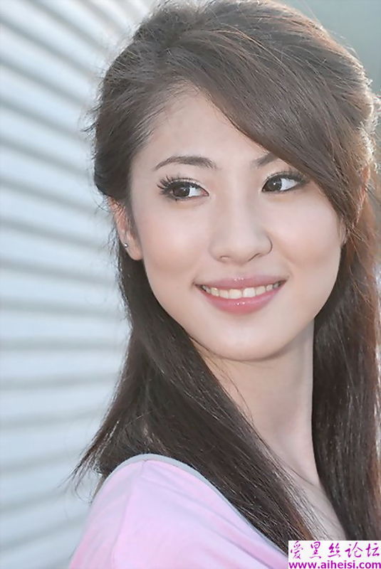 爱戴花的可爱女生漂漂照片