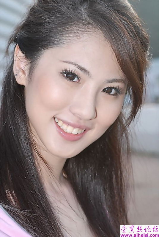 爱戴花的可爱女生漂漂照片