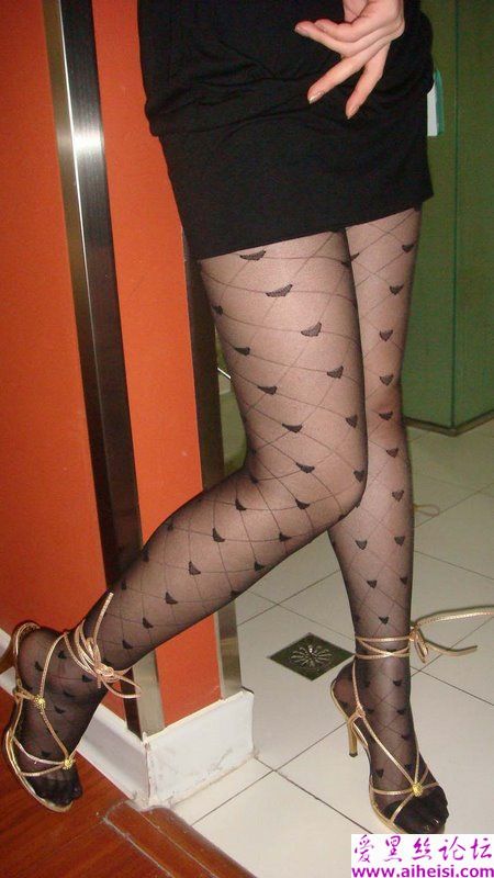 美女家中自拍火辣部位
