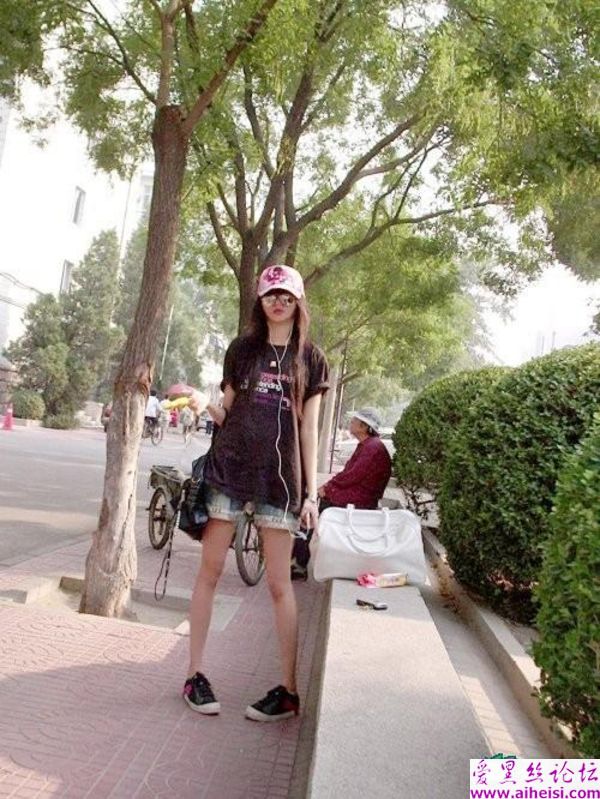 美腿少女家中自拍