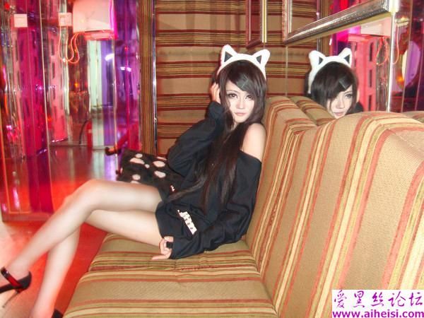 美腿少女家中自拍