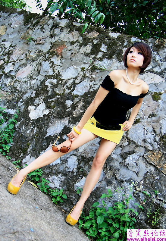 美艳俏佳人真实自拍