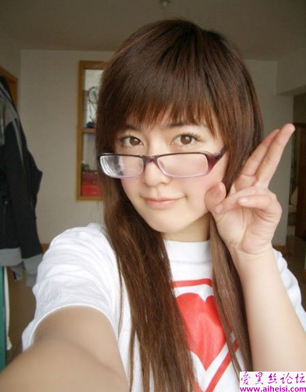 非常漂漂的大学女生自拍照