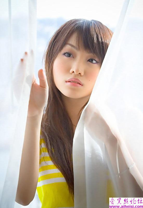 非常纯的一位花季美少女