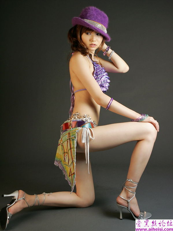 天生美腿小魔女身材太完美