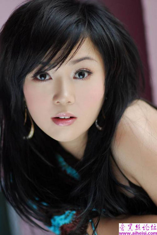 80后美女作家姜银写真全集