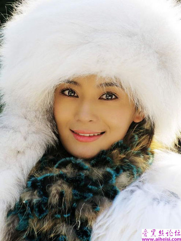 “岩女郎”王媛可图片