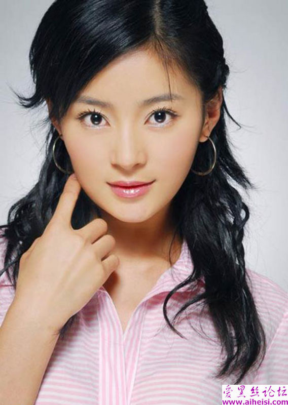 “岩女郎”王媛可图片