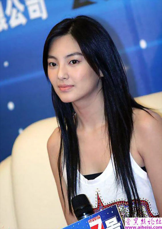 “星女郎”张雨绮的别样人生