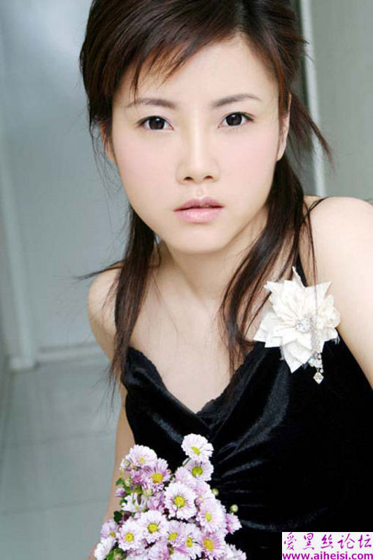 中国女明星戴娆写真图片