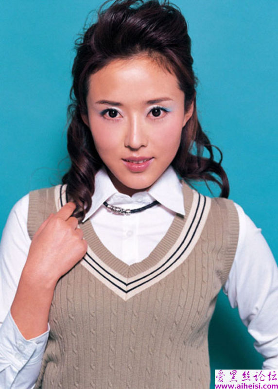 中国最新电影女星颜丹晨写真图