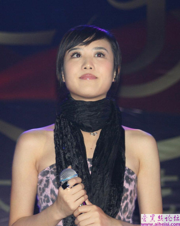 又一美丽超级女声-陈西贝可爱写真图片