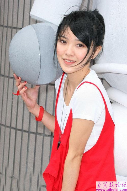 台湾“隐形超人”郭采洁写真图集