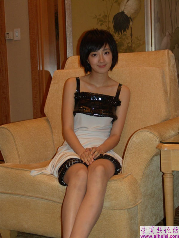 台湾女星桂纶镁写真图片