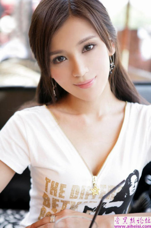 大陆女明星王希维漂亮图片写真集