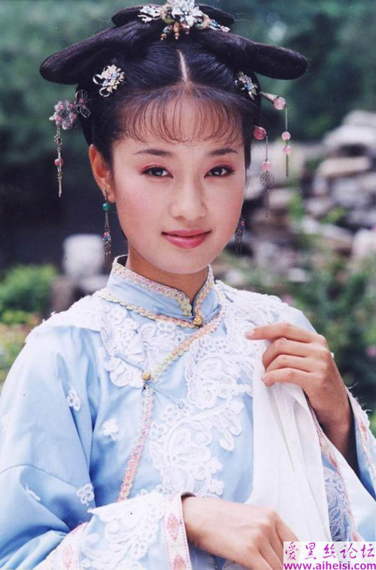 大陆当红电影女星马伊俐写真图片