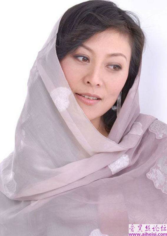 大陆电视剧女星岳红收藏图片