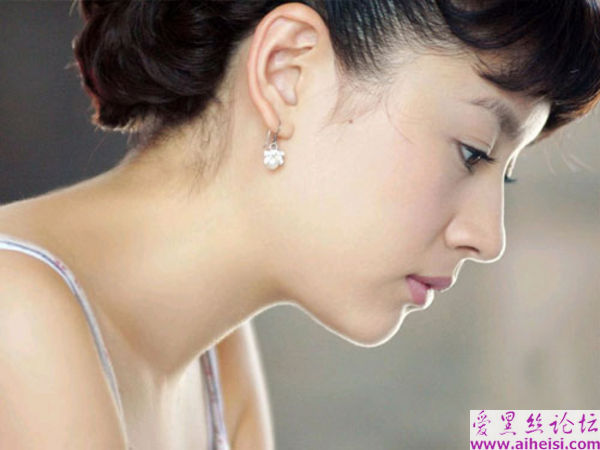 小家碧玉般的中国大陆女星董洁