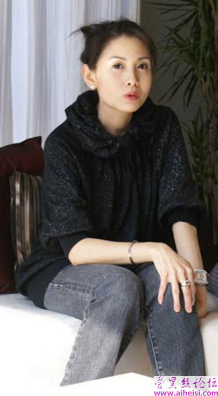 息影电影演员邱淑贞写真