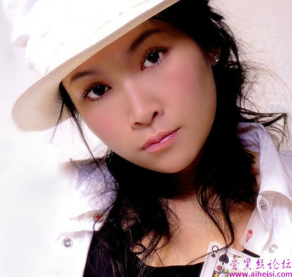 悲歌之后关心妍最新写真图片
