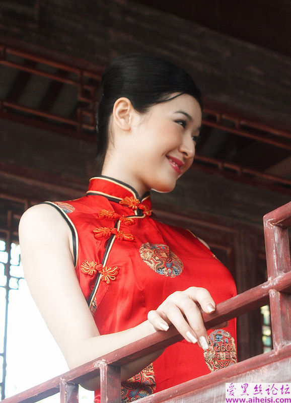 明星甄妮个人写真图片