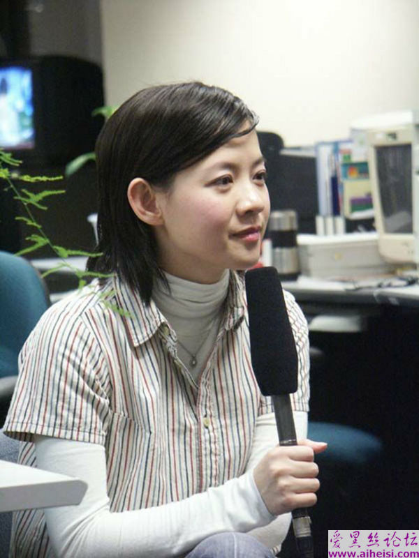 曾志伟女儿曾宝仪图片写真