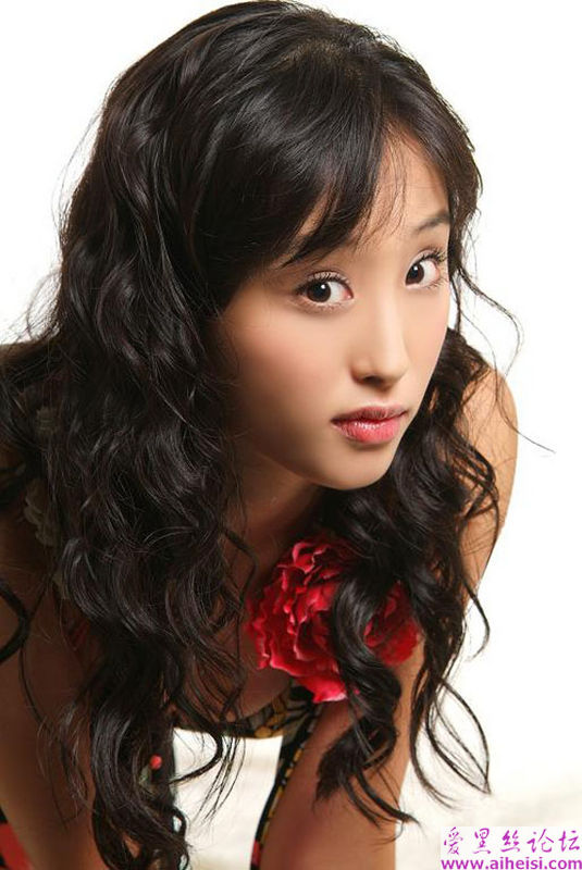 最新《红楼梦》女星李欣汝写真图