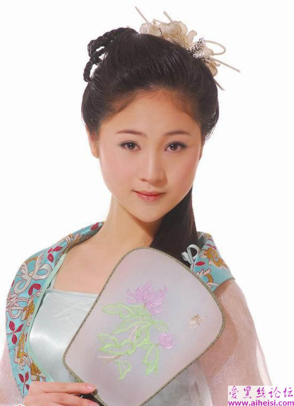 最新《红楼梦》女星李欣汝写真图