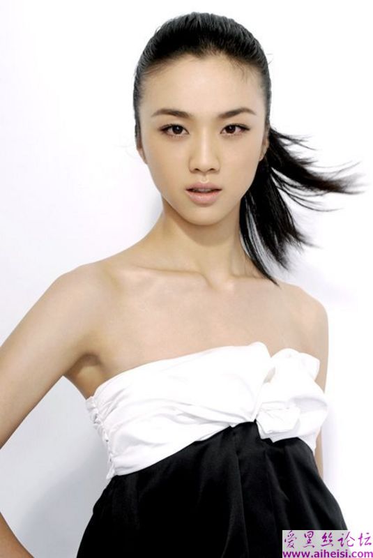 最新大片《色，戒》中的女主演-汤唯个人写真集
