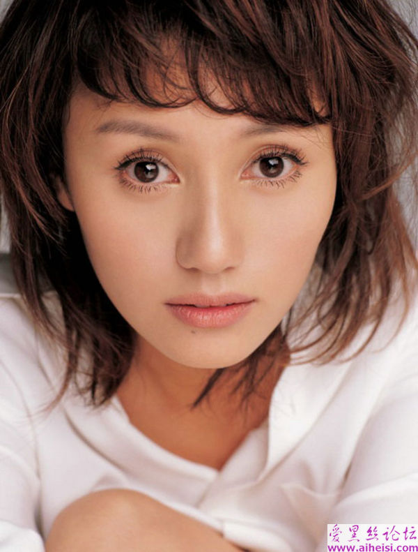 最新大片《集结号》女演员袁泉个人写真图片