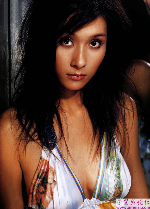 杨恭如2006年时的时尚写真图片