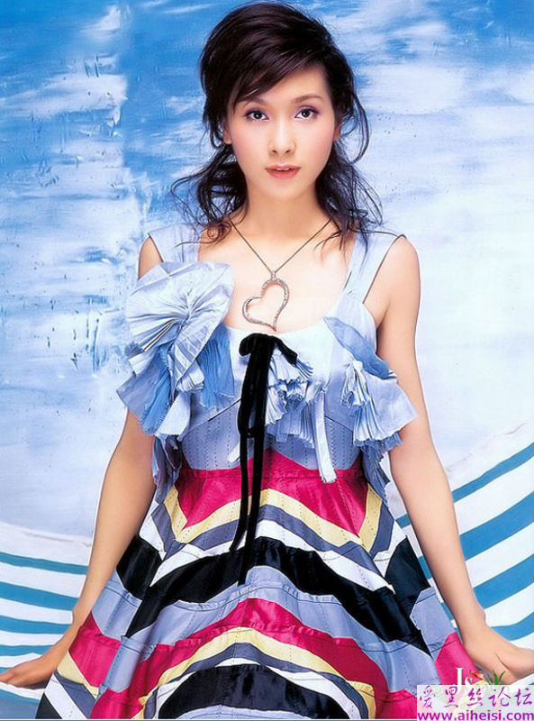 杨恭如2006年时的时尚写真图片