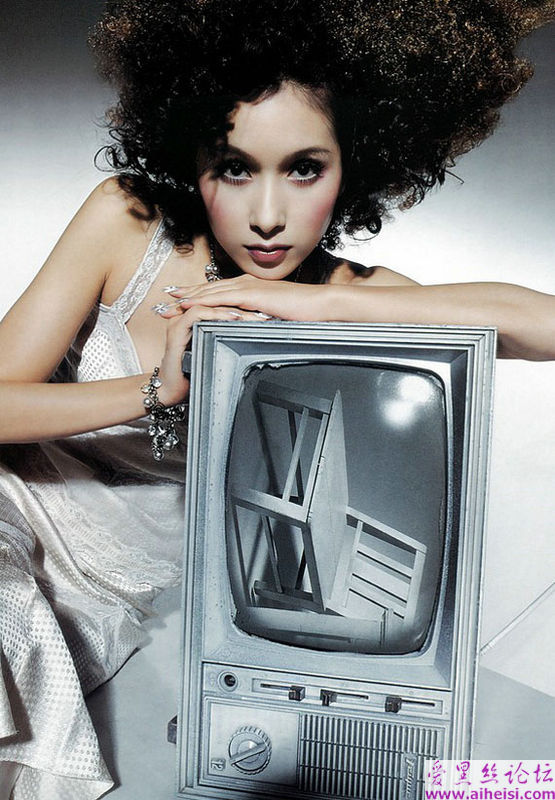 杨恭如2006年时的时尚写真图片