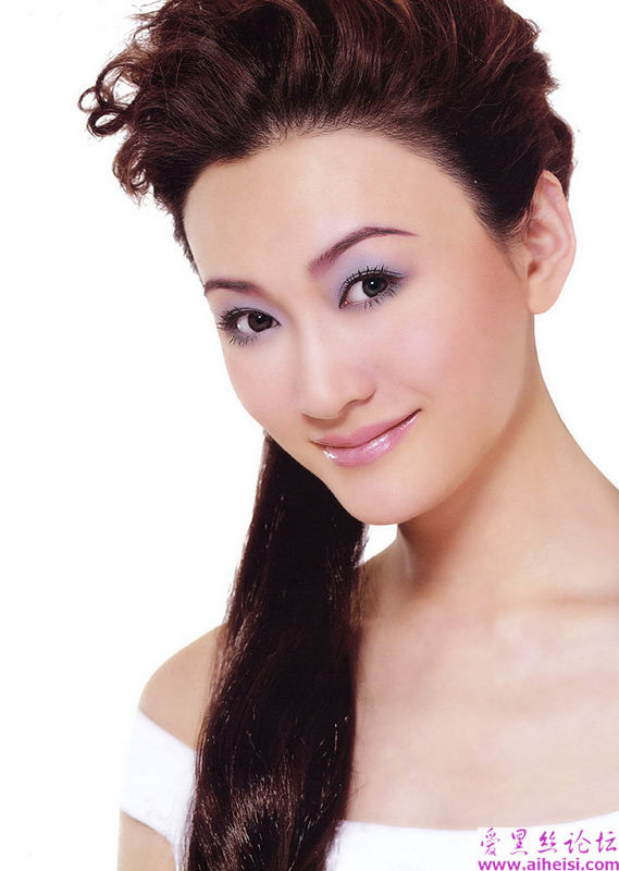 气质非凡的中国女星李小冉