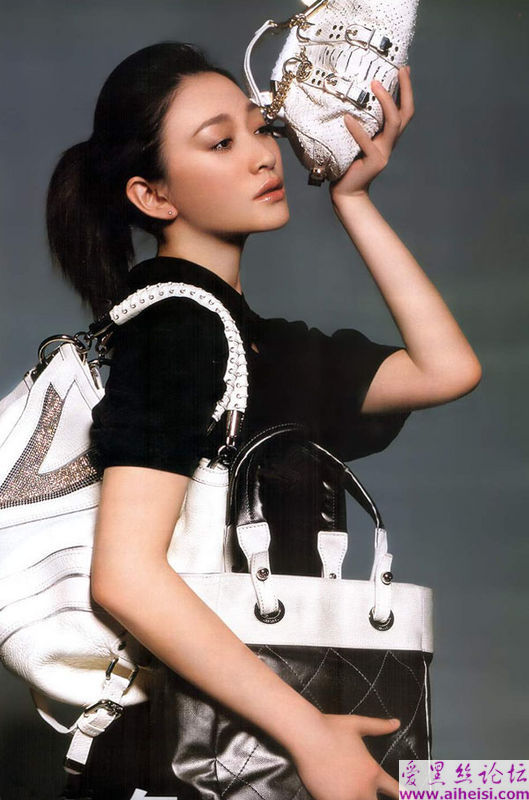 气质非凡的中国女星李小冉