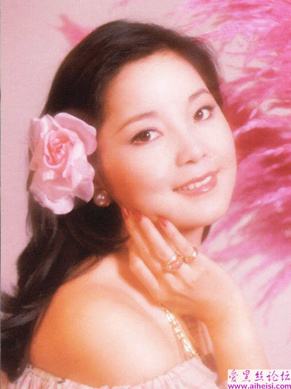 永远怀念的声音-邓丽君写真图片