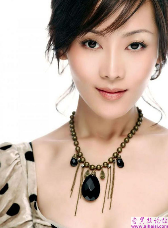 演艺圈中平凡却双长久的女星车永莉