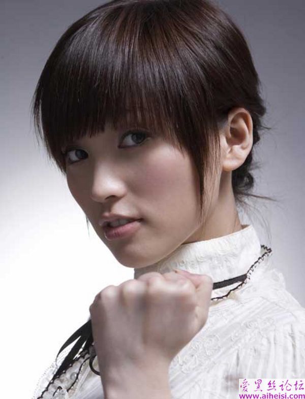 甜蜜小妹歌手-金莎写真图片