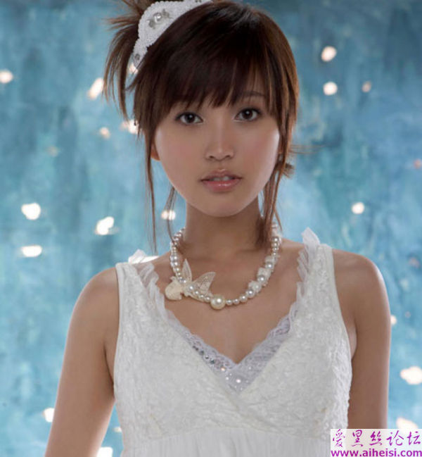 甜蜜小妹歌手-金莎写真图片