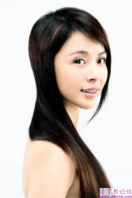 电影女星杨若兮清晰写真图片