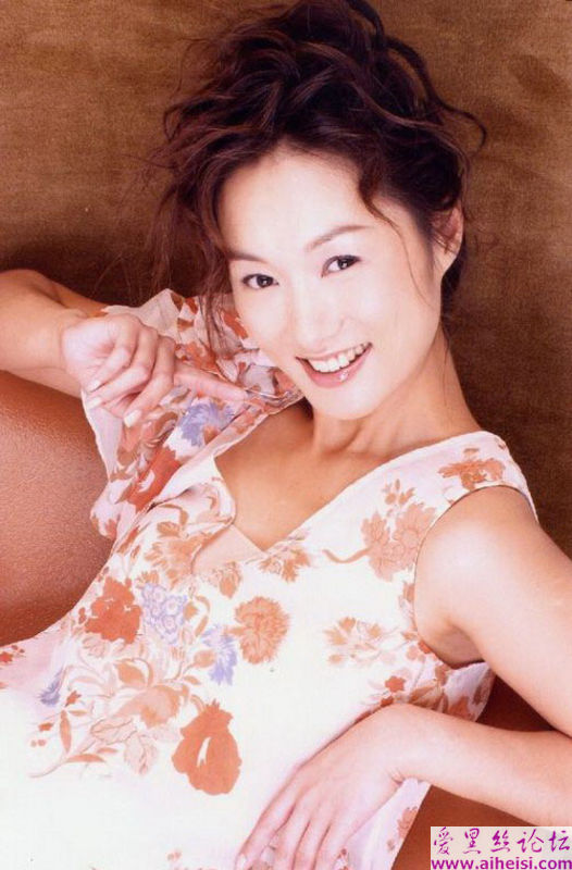 窈窕身材女星郑家榆组图
