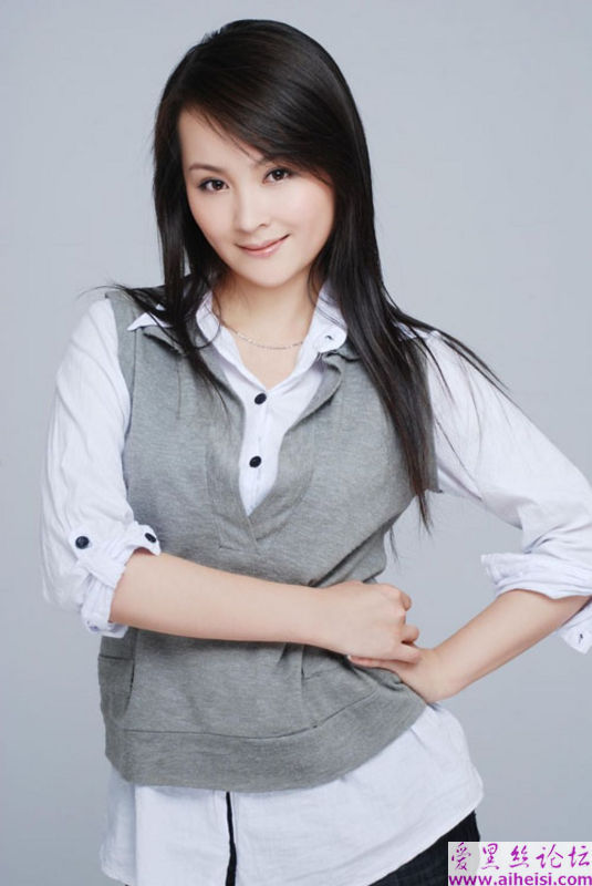 红楼选秀女星邓莎写真图片