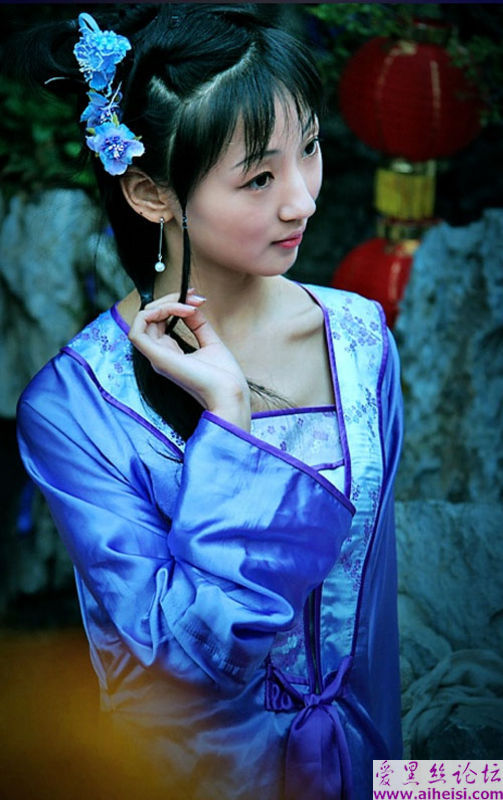 评选红楼选黛玉的闵春晓写真照片