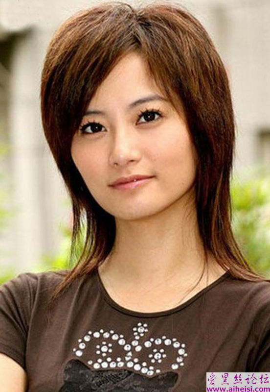 赵虹乔—乔杰立唯一的女子团体“七朵花”的团长