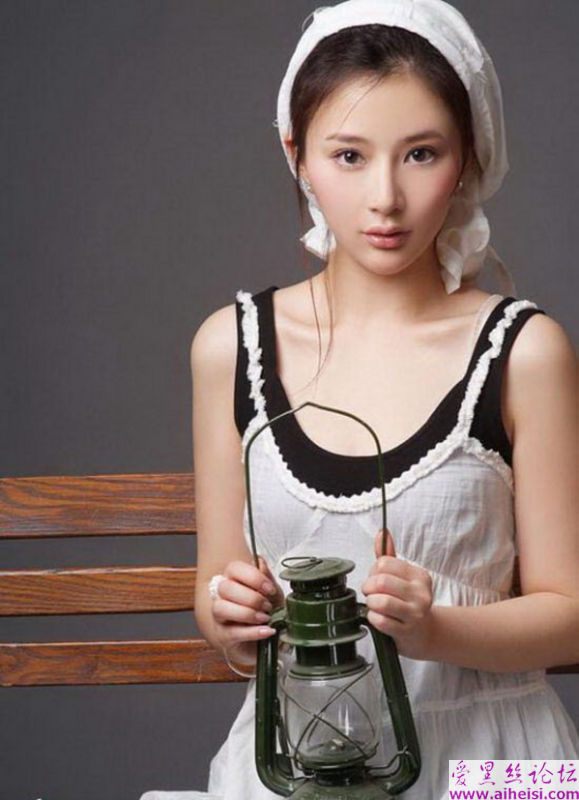 重庆女星熊乃瑾图片