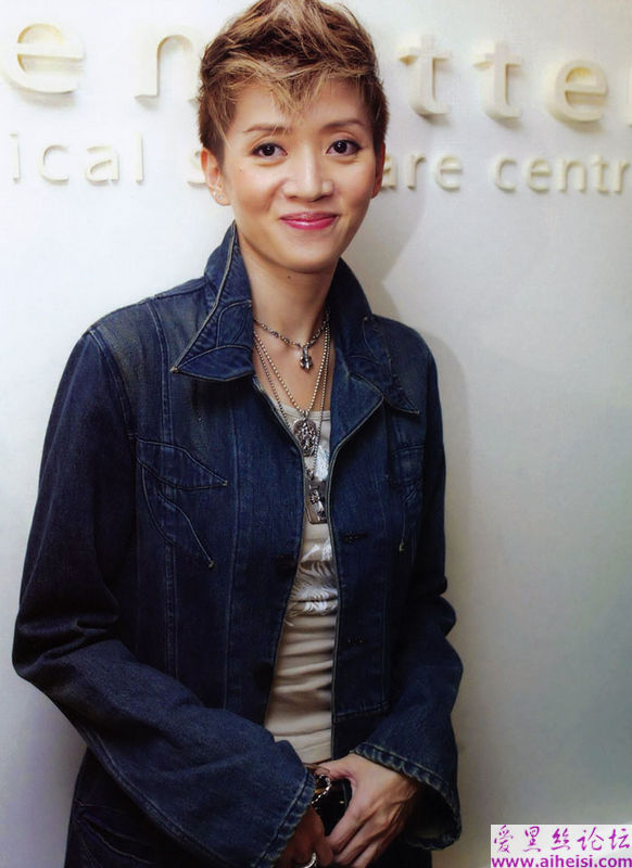 风华绝代女人花-梅艳芳写真图片